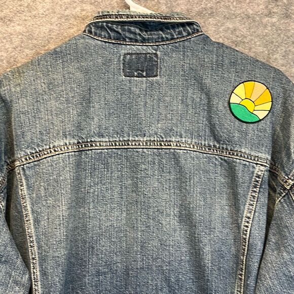 AMERICAN EAGLE Denim Jean Jacket Women's Large Blue Patches Boyfriend Trucker - Picture 14 of 16